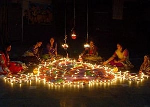 Online shopping, e-gifts to light up Diwali this year