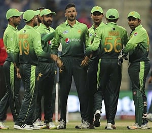 Babar, Shadab steer Pakistan to win in second ODI
