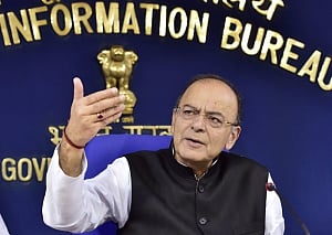 Indian economy on a strong wicket;fundamentals sound: Jaitley