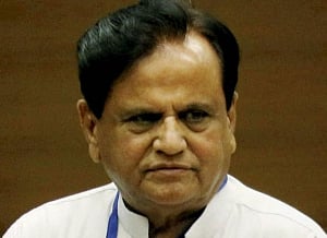 Ahmed Patel attacks Gujarat CM for linking him to IS operative