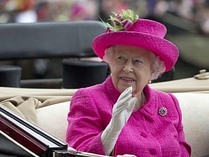 leaks show US commerce chief, UK queen's offshore investments