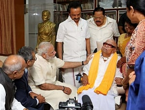 PM meets Karunanidhi; enquires about his health