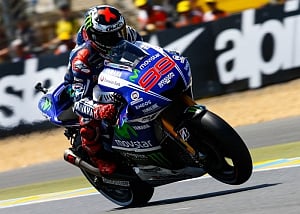 lorenzo sets pace in 2nd FP for Valencia MotoGP
