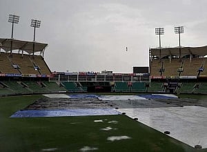 Rain delays start of India-Sri lanka first Test