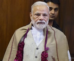 PM credits Swaraj for re-election of India's Bhandari to ICJ