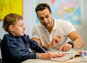 Negative school experiences may harm autistic kids