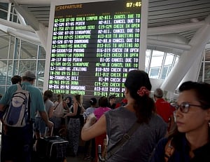 Bali airport closure extended following volcanic ash eruption
