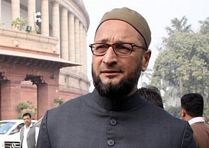 Owaisi accuses 'sectarian' BJP, Cong of ignoring Muslims