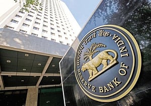 RBI keeps key interest rate unchanged