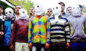 Cops solve murders' mystery, but leave sting in probe tail