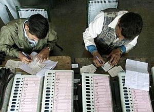All eyes on Gujarat as stage set for counting tomorrow