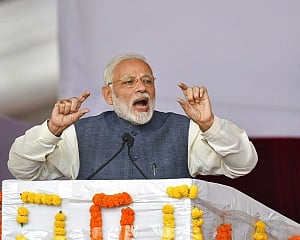 "Bitter medicine" of demonetisation to "treat" corruption: PM