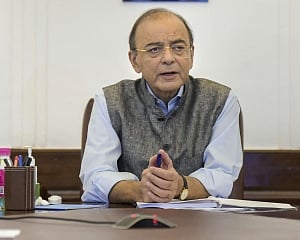 'Perverted Rahul Gandhi school of thinking' can call FIs' investment in IL&FS 'scam': Jaitley