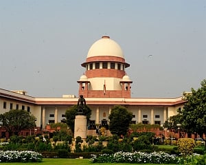 18 disqualified AIADMK MLAs to appeal against Madras HC order in SC