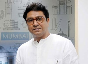 BJP govts at Centre, Maha fooling people: Raj Thackeray