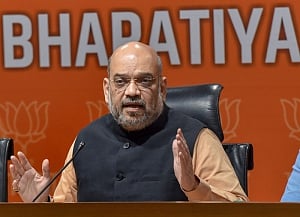 Congress attitude of treating Dalits patronising: Shah to Rahul