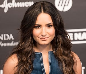 Demi lovato temporarily checks out of rehab