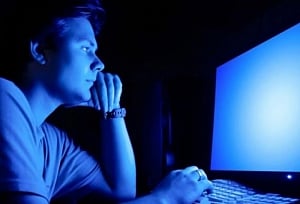 Blue light from digital devices could accelerate blindness