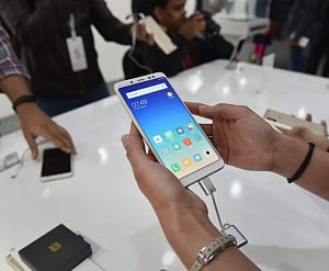 India smartphone mkt grows 20% in Q2 2018, Xiaomi leads tally: IDC