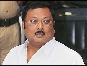 DMK's true loyalists with me: Alagiri