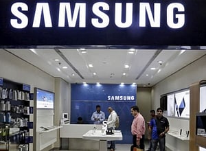 Samsung cuts smartphone output in China, shifts focus to India