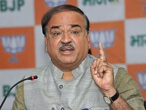 No decision to shift Aero India from Bengaluru: Union min