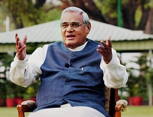 Venkaiah Naidu, Amit Shah visit AIIMS to enquire about Vajpayee's health