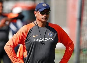 Prepare to play ugly and show grit, Shastri tells batsmen