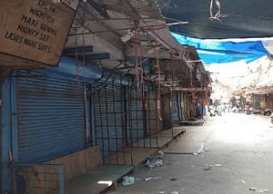 Traders' body calls Delhi Bandh tomorrow to mourn Vajpayee