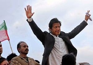 Imran Khan takes oath as 22nd Pakistani PM