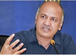 Signature Bridge to be opened for public use by Oct 31: Sisodia