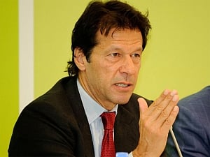 Pak, India must engage in dialogue to resolve their differences: Imran Khan