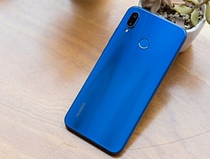 Huawei 'nova 3i' sold out in 5 minutes