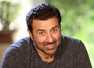 Not getting scripts that will challenge me as an actor, says Suny Deol