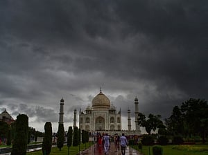 If Taj Mahal goes, authorities will not get a second chance: SC