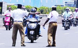 In defiance of traffic rules that were meant to be followed