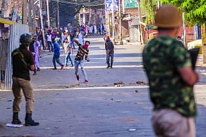 Ultras release 11 relatives of J&K cops with threat
