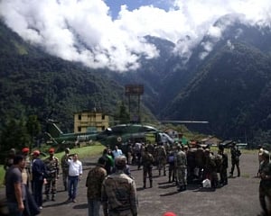 Army rescues over 1,500 stranded tourists in Sikkim