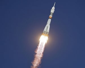 Astronauts safe after malfunctioning Soyuz rocket