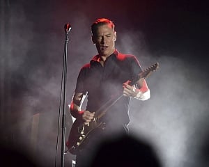 Bryan Adams meets AR Rahman and his son after Mumbai gig