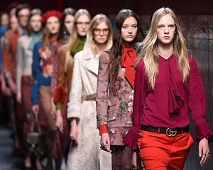 Catwalk calesthenics
