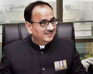 CBI director Alok Verma's plea: SC says essence of govt action must  be in interest of institution