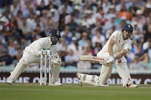 Cook holds firm in farewell