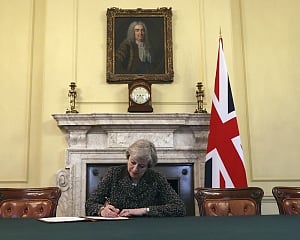 D-Day for May as she seeks backing for draft Brexit deal