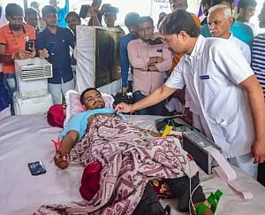 Day 14 of fast: Hardik in hospital following breathing trouble