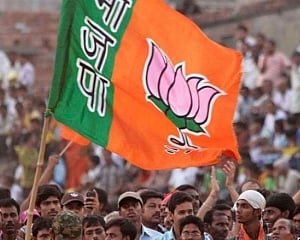 Delhi BJP welcomes partymen expelled during civic body polls last year