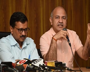 Delhi court summons Kejriwal, Sisodia, 11 AAP MLAs as accused in  CS assault case