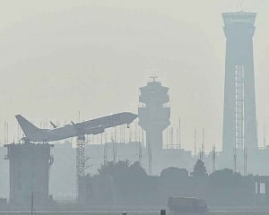 Delhi feels the chill as temperature dips to 4 deg C again