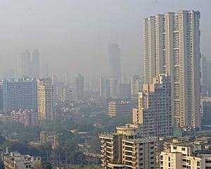 Delhi's air quality 'very poor', to worsen over weekend