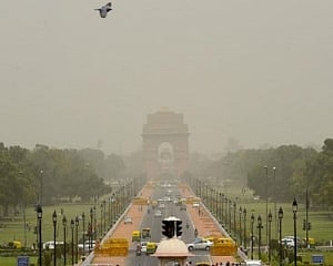 Delhi's air quality continues to be in poor category